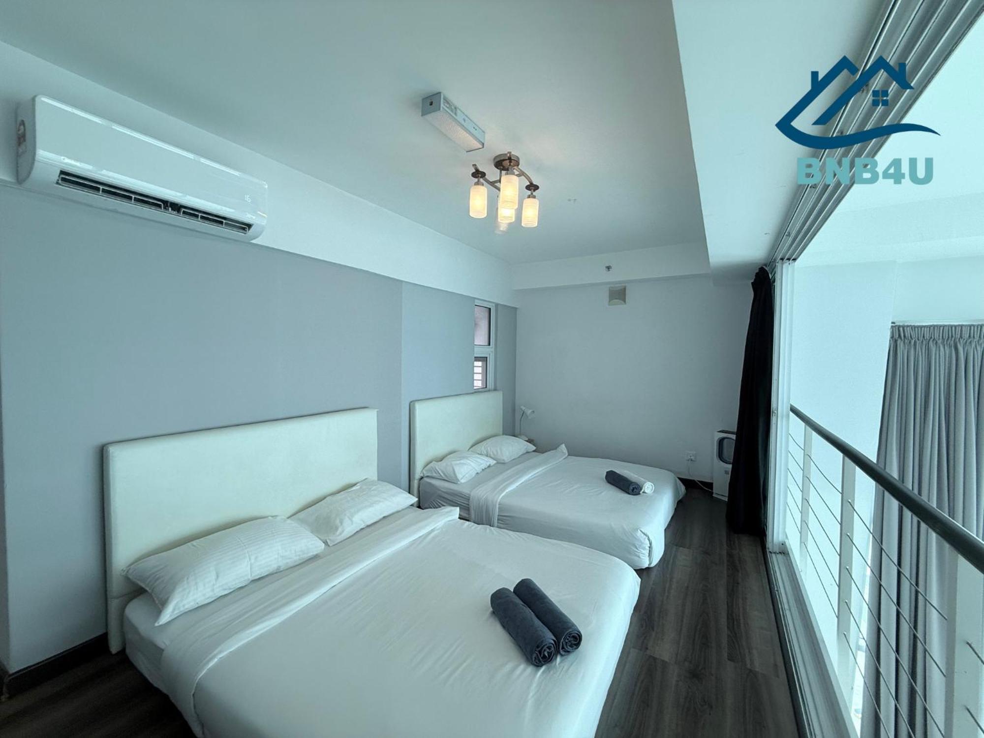 Duplex Seaview Comfort Stay In City By Iz George Town Ngoại thất bức ảnh