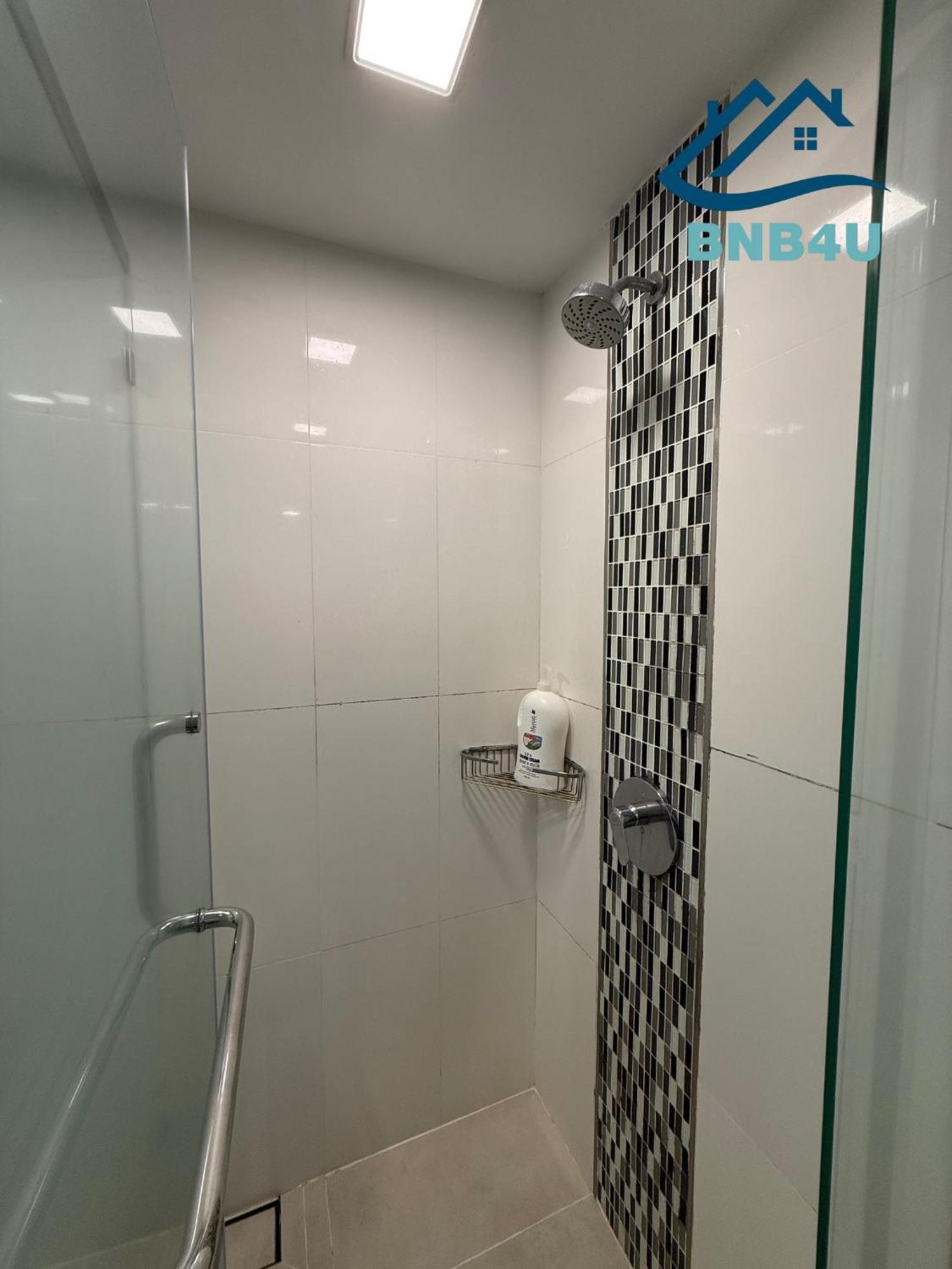 Duplex Seaview Comfort Stay In City By Iz George Town Ngoại thất bức ảnh